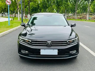 Volkswagen Magotan 2020 330TSI DSG Leading Type exterior photo 2