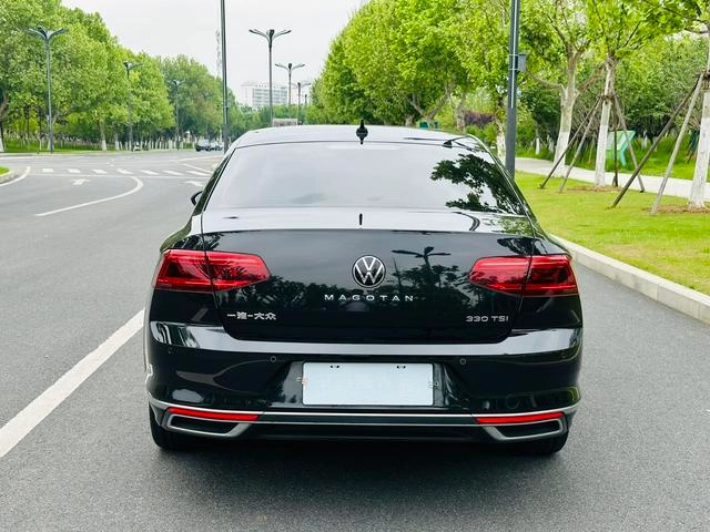 Volkswagen Magotan 2020 330TSI DSG Leading Type exterior photo 5
