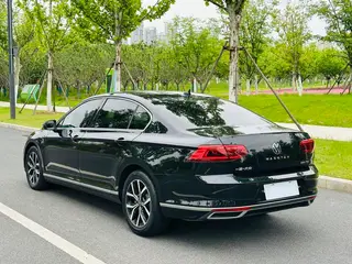 Volkswagen Magotan 2020 330TSI DSG Leading Type exterior photo 6
