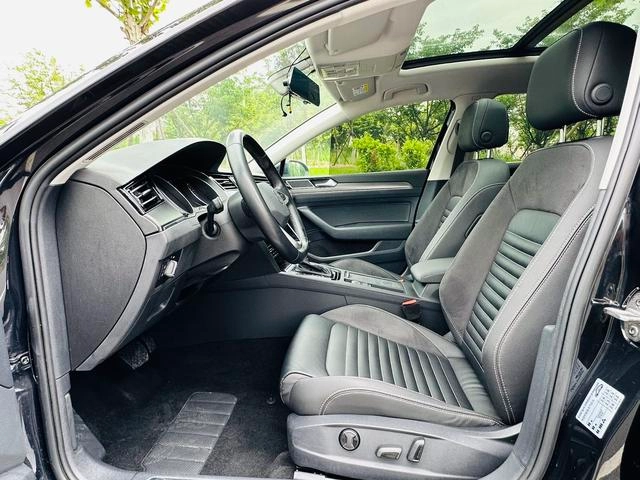 Volkswagen Magotan 2020 330TSI DSG Leading Type exterior photo 8