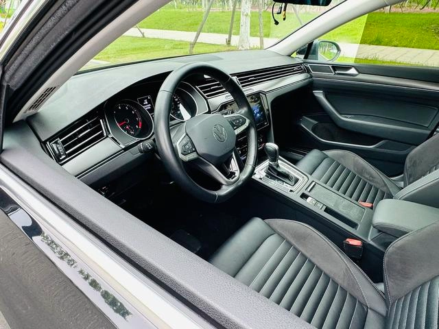 Volkswagen Magotan 2020 330TSI DSG Leading Type interior photo 16