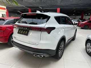 Jetour X70 PLUS 2023 1.5T DCT Храбрый PLUS 5 Кресло интерьер фото 18