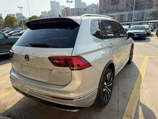 Volkswagen Tiguan L 2021 330TSI Автоматический полный привод R-Line Наслаждайтесь версией экстерьер фото 7