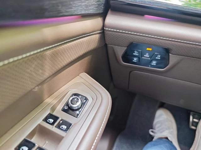Volkswagen Viloran 2024 380TSI Zunchi Edition interior photo 19
