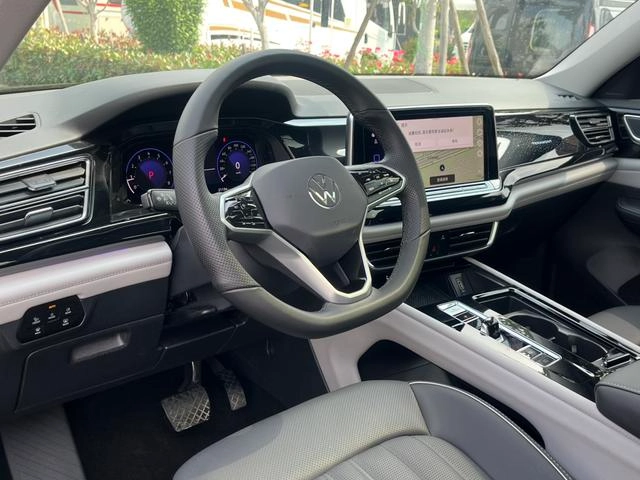 Volkswagen Teramont 2023 330TSI Two-wheel Drive Respect Deluxe Edition interior photo 11