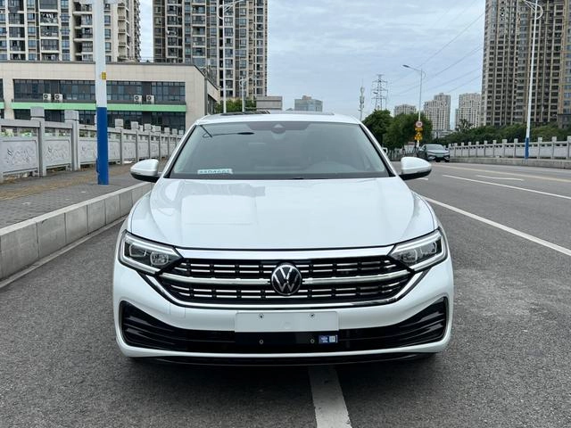 Volkswagen Sagitar 2023 300TSI DSG Premium Edition exterior photo 2