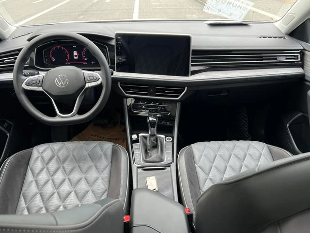 Volkswagen Sagitar 2023 300TSI DSG Premium Edition exterior photo 8