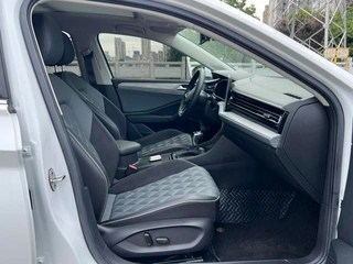 Volkswagen Sagitar 2023 300TSI DSG Premium Edition interior photo 11