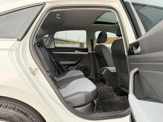 Volkswagen Lavida 2023 Restyling 1.5L Automatic Five Million Edition interior photo 15