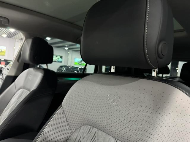 Volkswagen Tavendor 2023 380TSI Полный привод R-Line Тур издание интерьер фото 15