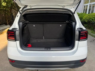 Volkswagen T-Cross 2023 Restyling 1.5L Automatic Fashion Edition interior photo 20