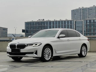 BMW 5 Series 2022 Вторичная модификация 525Li Роскошный набор