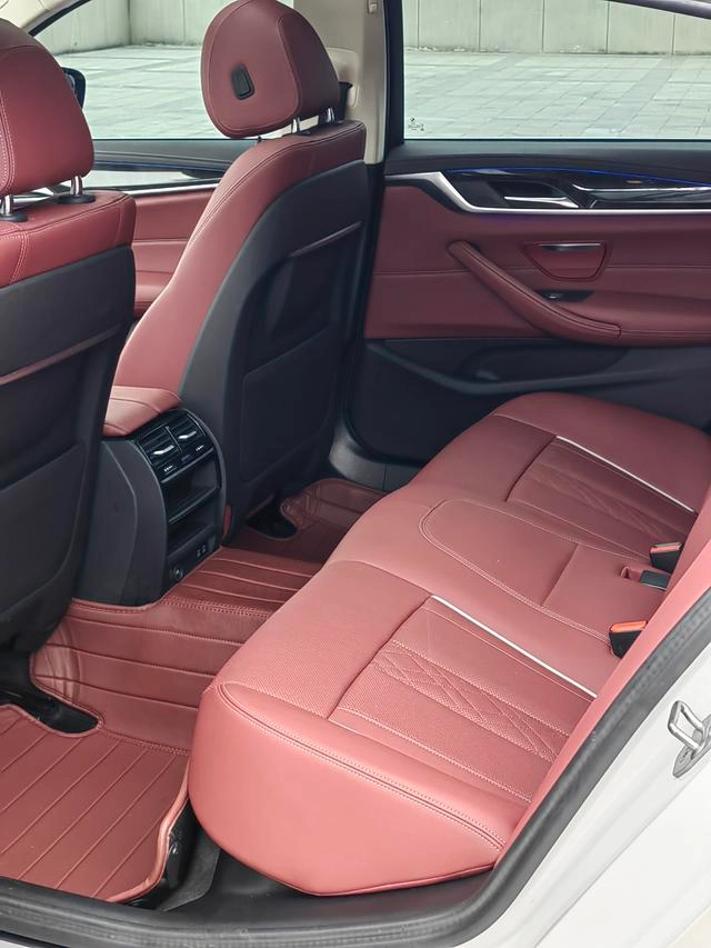 BMW 5 Series 2022 Second change 525Li Luxury Set interior photo 11