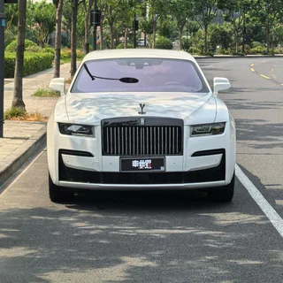 Rolls-Royce Ghost 2022 6.7T Black Badge экстерьер фото 2
