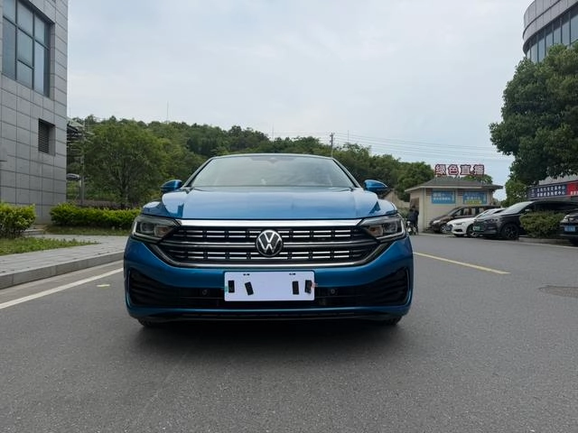 Volkswagen Sagitar 2023 300TSI DSG Premium Edition exterior photo 2