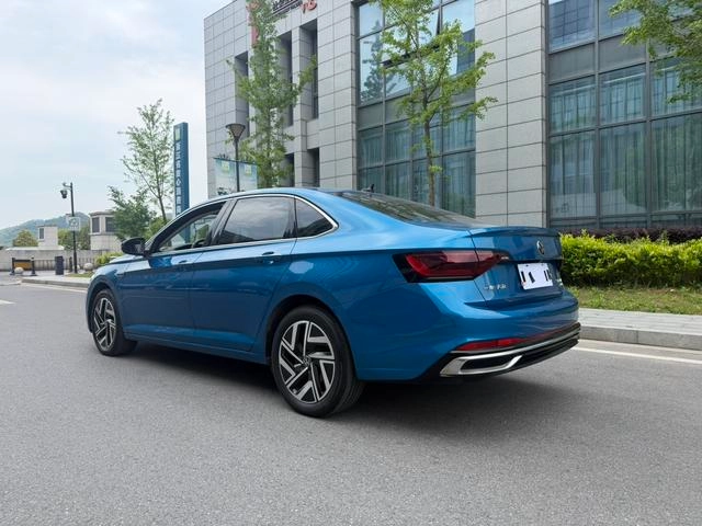 Volkswagen Sagitar 2023 300TSI DSG Premium Edition exterior photo 7