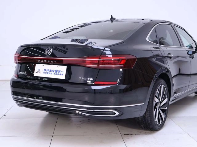 Volkswagen Passat 2023 Mise à jour 330TSI Version de luxe extérieur photo 9