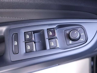 Volkswagen Passat 2023 Mise à jour 330TSI Version de luxe intérieur photo 18