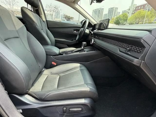 Volkswagen Passat 2024 380TSI Star Elite Edition interior photo 18