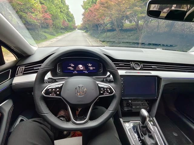 Volkswagen Magotan 2025 Наслаждайтесь 330TSI DSG Люксовый интерьер фото 13
