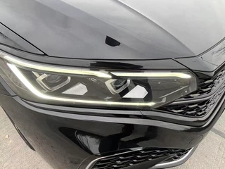 Volkswagen Passat 2023 Restyling 330TSI Star Deluxe Edition interior photo 12