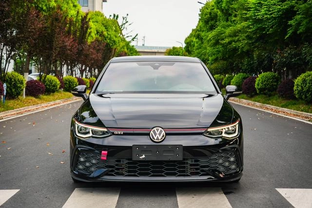 Volkswagen Golf GTI 2021 380TSI DSG GTI exterior photo 2