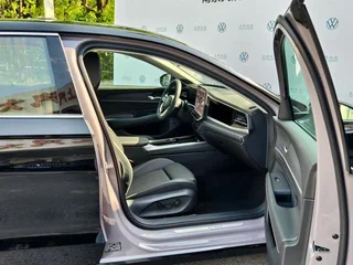 Volkswagen Passat 2025 Pro 380TSI Long Zun Edition exterior photo 5