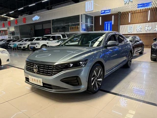 Volkswagen Passat 2022 330TSI Versión de élite exterior foto 1