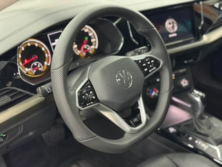 Volkswagen Passat 2020 Restyling 280TSI Business Edition Country VI interior photo 8