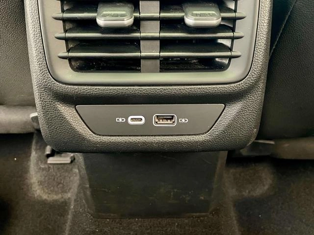 Volkswagen Lamando 2022 Lamando L 280TSI DSG Cool Spicy Edition interior photo 16