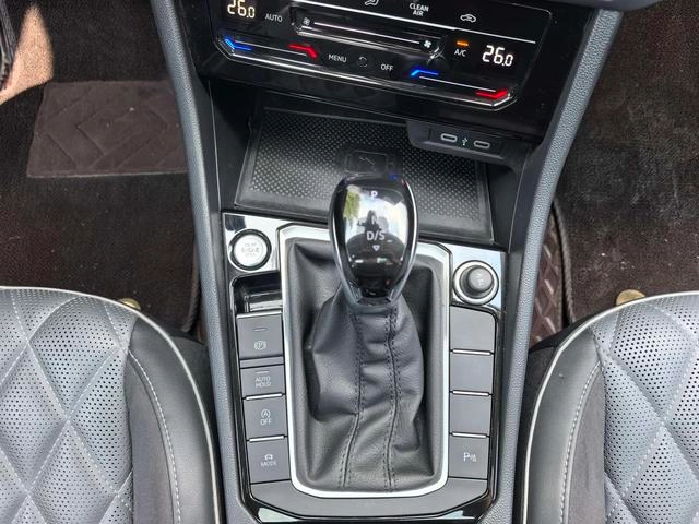 Volkswagen Sagitar 2023 300TSI DSG Premium Edition exterior photo 8