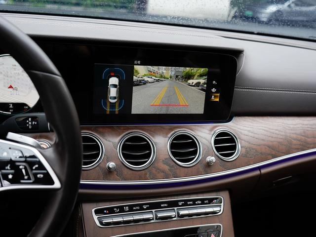 Mercedes-Benz E-Class 2023 E 260 L Passenger car interior photo 18