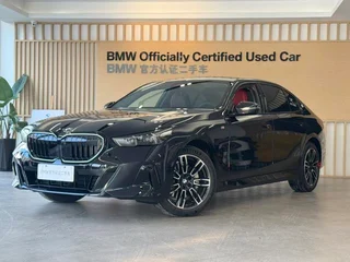 BMW 5 Series 2025 Модификация 530Li Лидирующий M Спортивный костюм