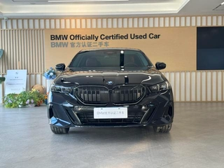 BMW 5 Series 2025 Restyling 530Li Leading Type M Sports suit exterior photo 2