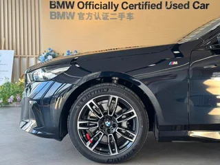 BMW 5 Series 2025 Restyling 530Li Leading Type M Sports suit exterior photo 3