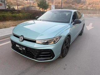 Volkswagen Passat 2025 Pro 380TSI Звездный дракон издание