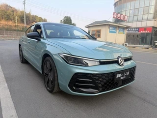 Volkswagen Passat 2025 Pro 380TSI Star Dragon Edition exterior photo 3