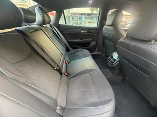 Volkswagen Passat 2025 Pro 380TSI Star Dragon Edition exterior photo 5