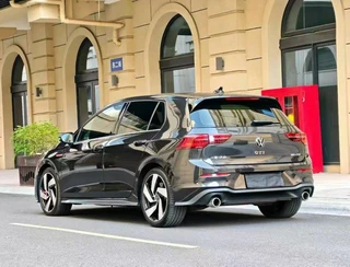Volkswagen Golf GTI 2021 380TSI DSG GTI interior photo 7