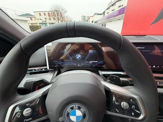 BMW 5 Series 2025 Restyling 530Li Leading Type M Sports suit interior photo 11