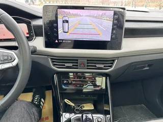 Volkswagen Tayron 2023 280TSI Deux roues motrices, luxe Plus Version avancée intérieur photo 13