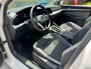 Volkswagen Golf 2023 Модификация 280TSI DSG Pro экстерьер фото 4 Volkswagen Golf 2023 Модификация 280TSI DSG Pro экстерьер фото 4
