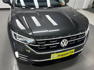Volkswagen Tayron 2023 380TSI Quatre roues motrices R-Line Version haute performance extérieur photo 5