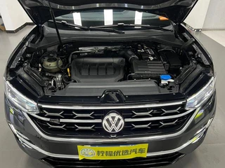 Volkswagen Tayron 2023 380TSI Quatre roues motrices R-Line Version haute performance intérieur photo 13