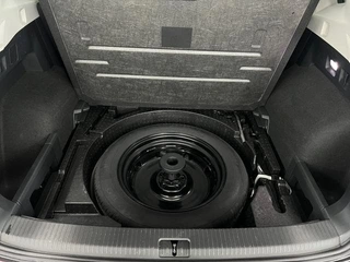 Volkswagen Tayron 2023 380TSI Quatre roues motrices R-Line Version haute performance intérieur photo 15