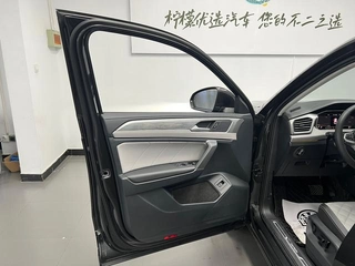 Volkswagen Tayron 2023 380TSI Quatre roues motrices R-Line Version haute performance intérieur photo 19