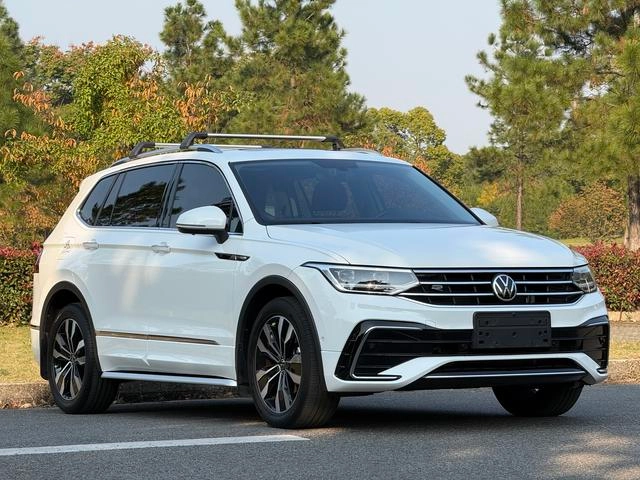 Volkswagen Tiguan L 2022 330TSI Автоматический полный привод R-Line Наслаждайтесь версией экстерьер фото 2