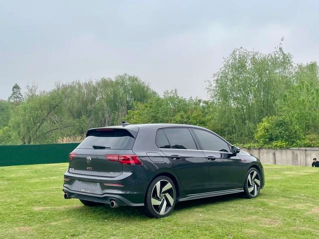 Volkswagen Golf GTI 2021 380TSI DSG GTI exterior foto 4