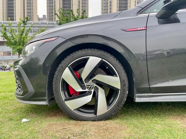 Volkswagen Golf GTI 2021 380TSI DSG GTI exterior foto 7