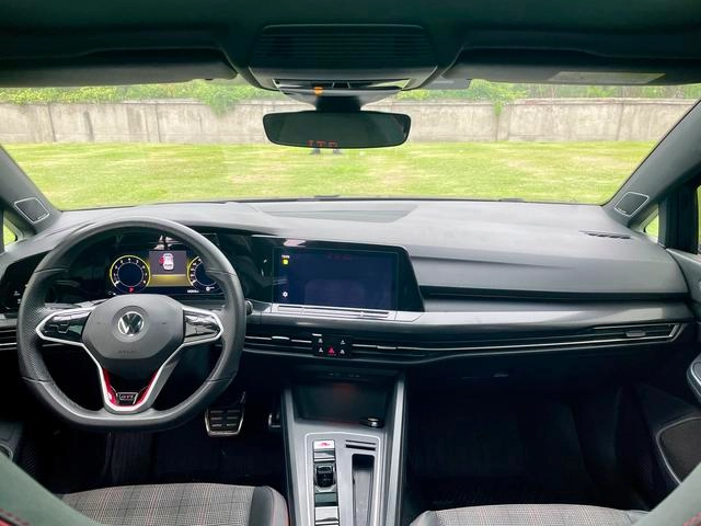 Volkswagen Golf GTI 2021 380TSI DSG GTI interior foto 9